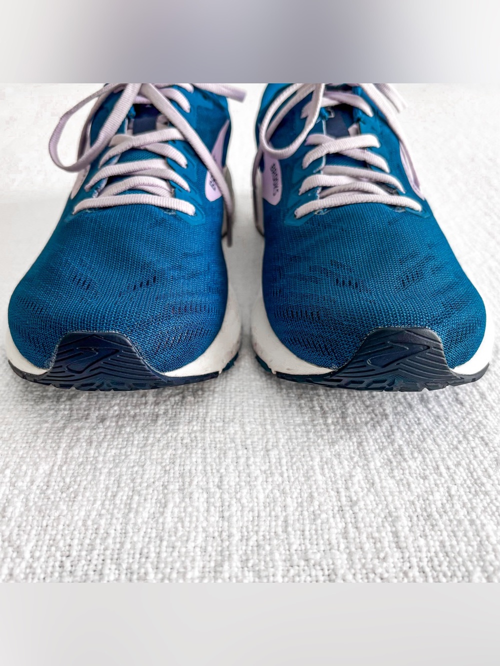 Brooks Launch 7 sneakers. - Picture 5 of 10